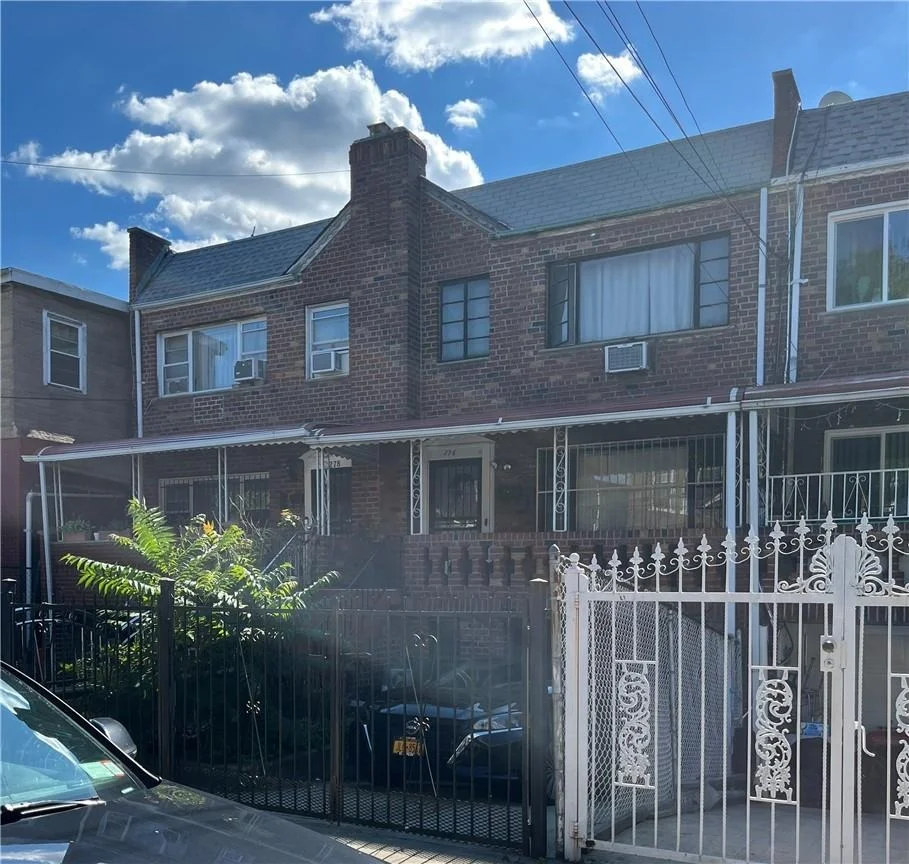 Unit for sale at 276 E 55th Street, New York, NY 11217