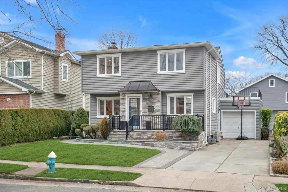 Unit for sale at 39 Corwin Avenue, North Hempstead, NY 11040
