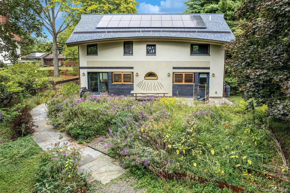 Unit for sale at 26 Fairview Avenue, Greenburgh, NY 10591
