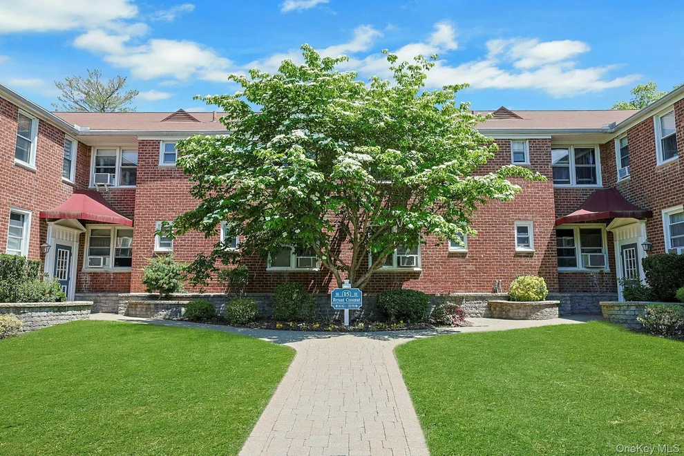 Unit for sale at 15 Bryant Crescent, White Plains, NY 10605