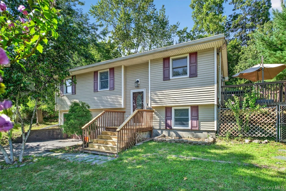 Unit for sale at 20 St Georges Avenue, Monroe, NY 10950