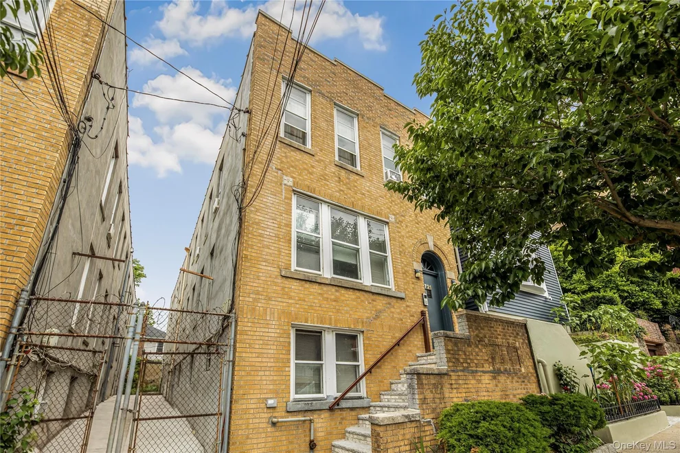 Unit for sale at 721 E 242nd Street, New York, NY 10470