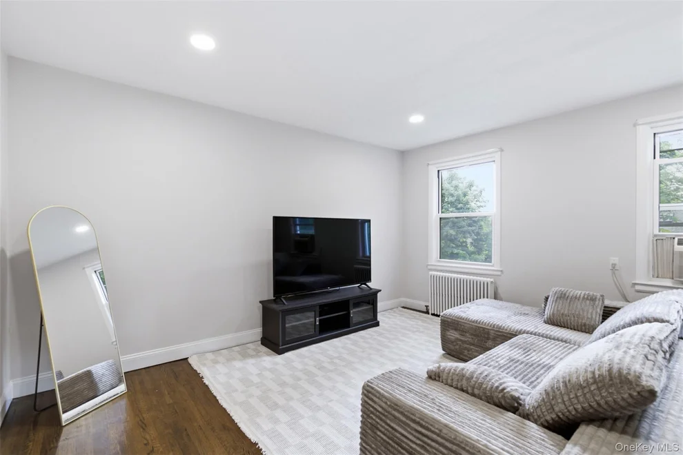 Unit for sale at 16 Edwards Street, North Hempstead, NY 11577