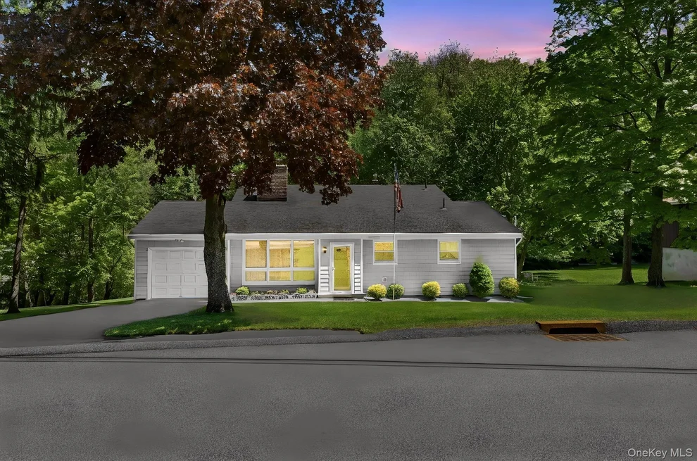 Unit for sale at 18 Collier Drive E, Carmel, NY 10512