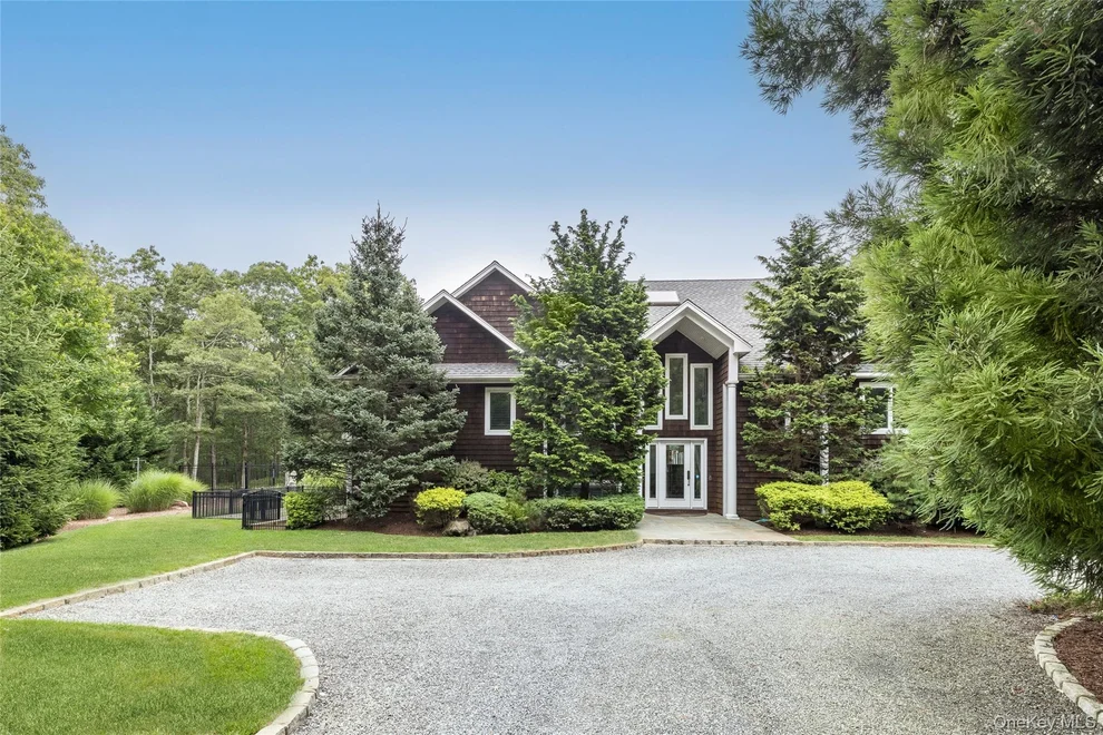Unit for sale at 48 Douglas Court, Southampton, NY 11946