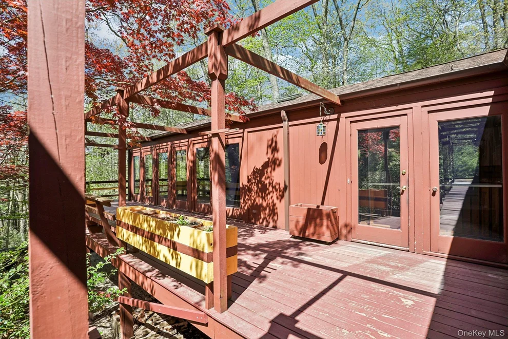 Unit for sale at 59 Shad Road W, Pound Ridge, NY 10576
