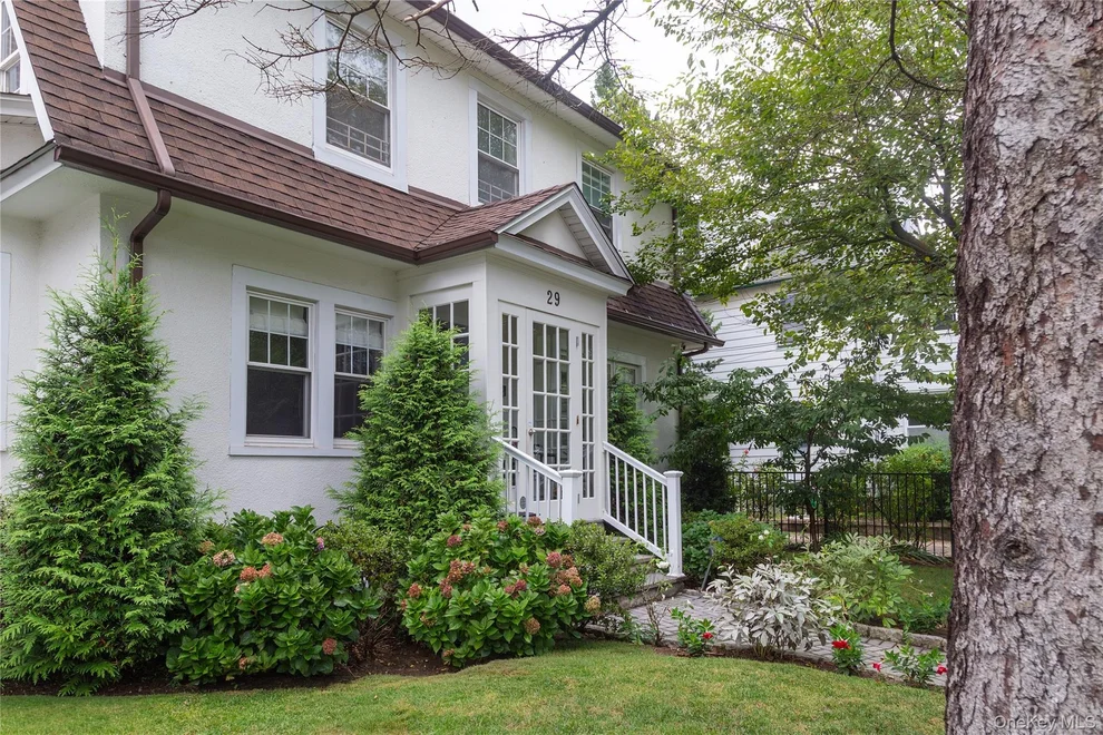 Unit for sale at 29 Armourvilla Avenue, Eastchester, NY 10707