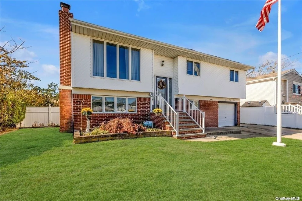 Unit for sale at 825 Surf Street, Babylon, NY 11757