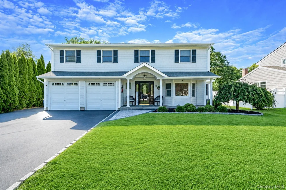 Unit for sale at 18 Ludlow Way, Islip, NY 11769