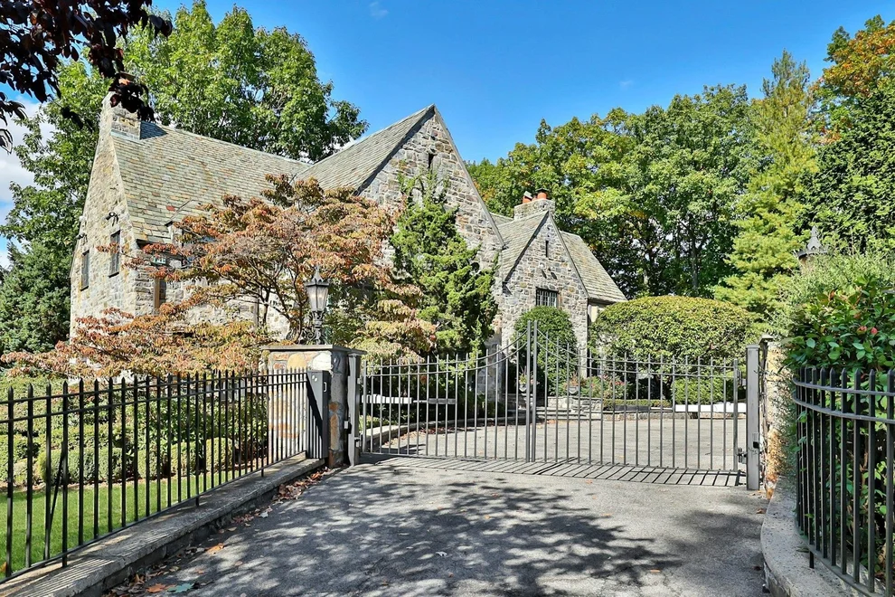 Unit for sale at 15 Hillcrest Drive, Pelham, NY 10803
