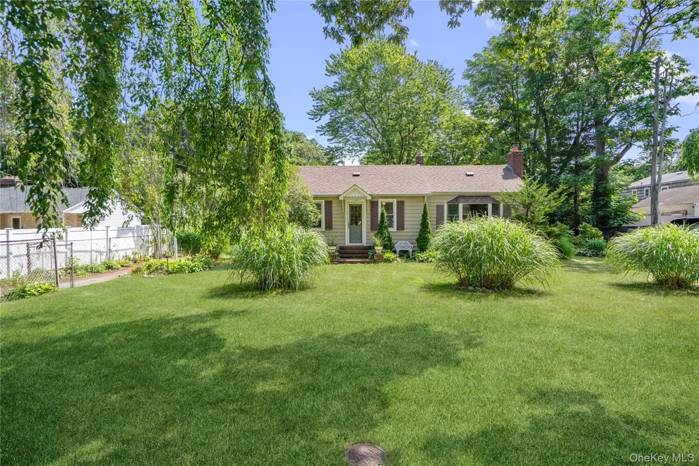 Unit for sale at 34 Melville Road, Huntington, NY 11746