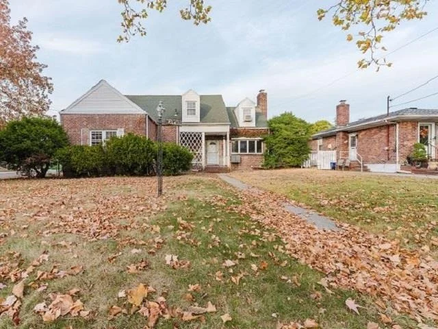 Unit for sale at 240 Franklin Avenue, Hempstead, NY 11565
