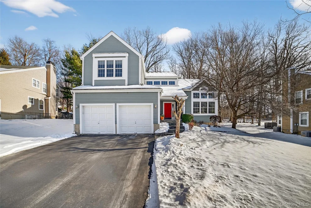 Unit for sale at 305 Rockwood Court, Yorktown, NY 10598