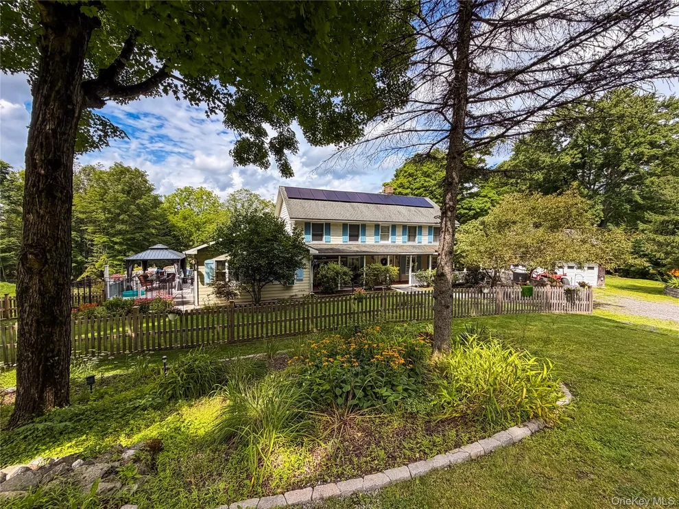Unit for sale at 912-918 Hollow Road, Clinton, NY 12514