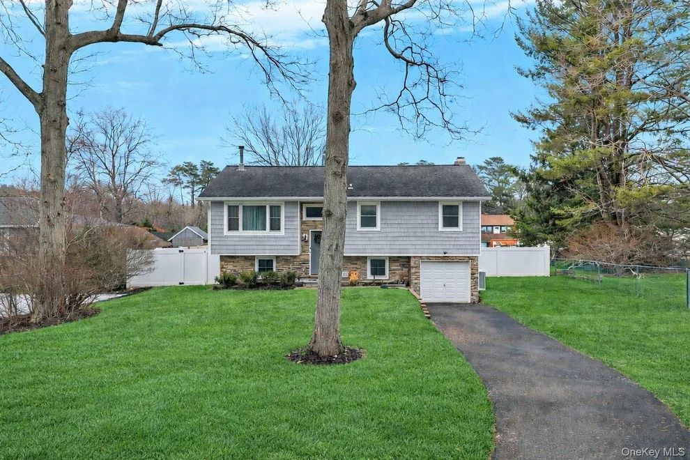 Unit for sale at 39 Joseph Place, Smithtown, NY 11767
