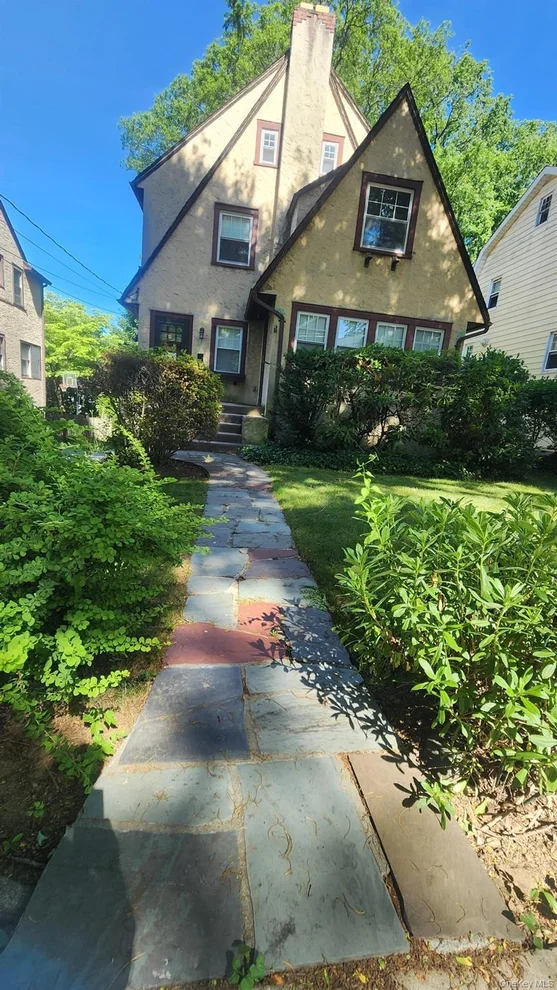 Unit for sale at 72 Archer Drive, Eastchester, NY 10708
