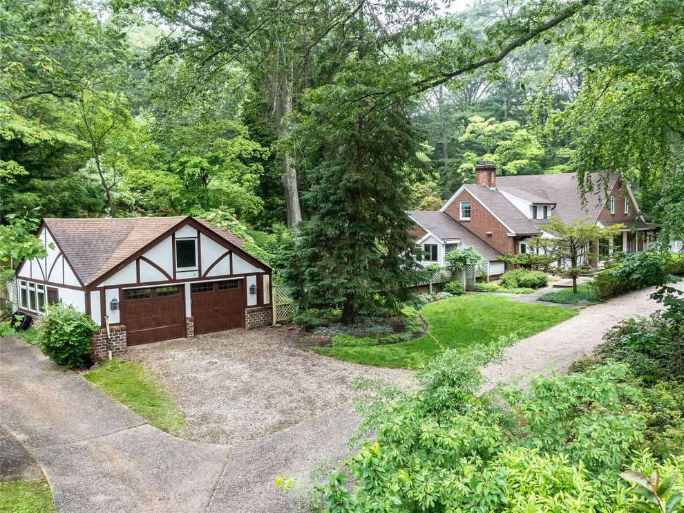 Unit for sale at 121 Norwood Avenue, Huntington, NY 11768