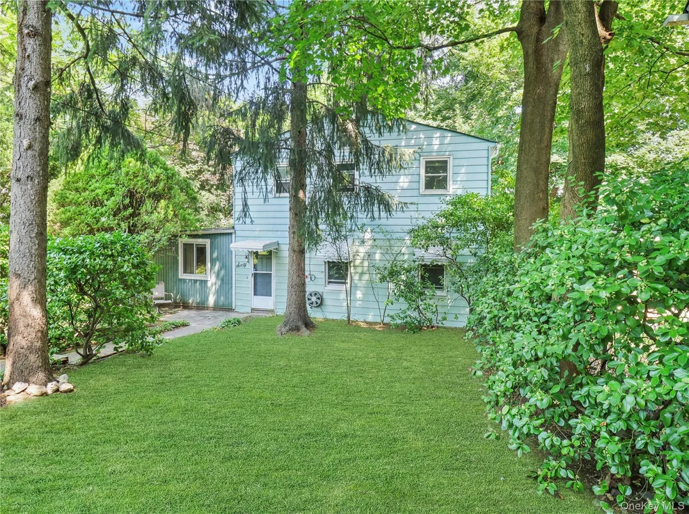 Unit for sale at 60 S Central Avenue, Clarkstown, NY 10954