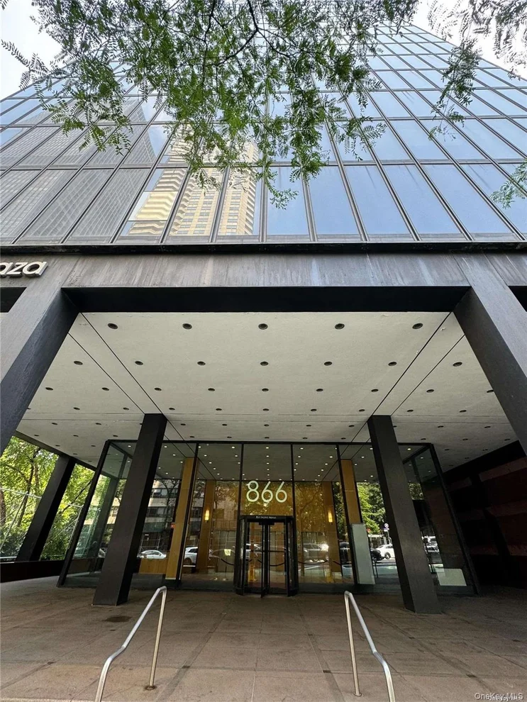 Unit for sale at 866 2nd Avenue, New York, NY 10017