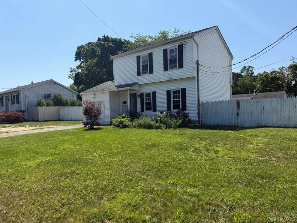 Unit for sale at 2 E Elm Street, Islip, NY 11722