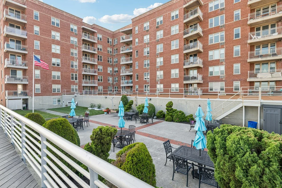 Unit for sale at 560 W Broadway, Long Beach, NY 11561