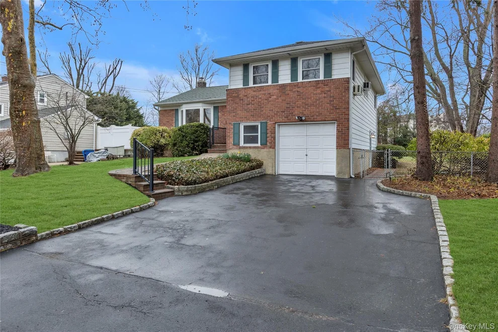 Unit for sale at 438 Atlantic Street, Huntington, NY 11731