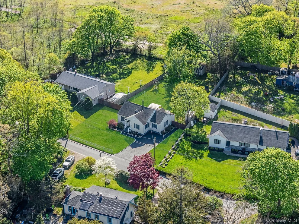 Unit for sale at 66 Hedges Road, Brookhaven, NY 11772