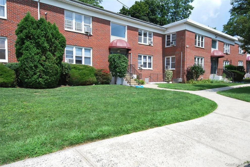 Unit for sale at 10 Stokes Road, Yonkers, NY 10710