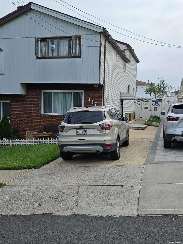 Unit for sale at 307 Abingdon Avenue, New York, NY 10308