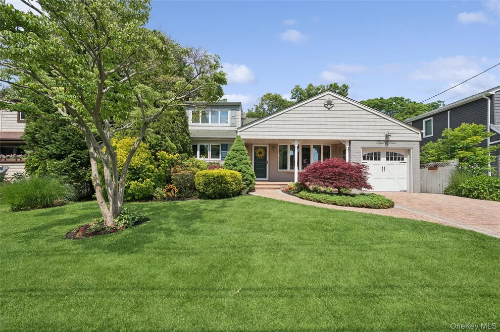Unit for sale at 318 Lakeshore Boulevard, Oyster Bay, NY 11762