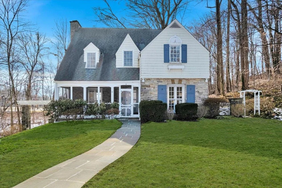 Unit for sale at 6 Shady Lane, Eastchester, NY 10583