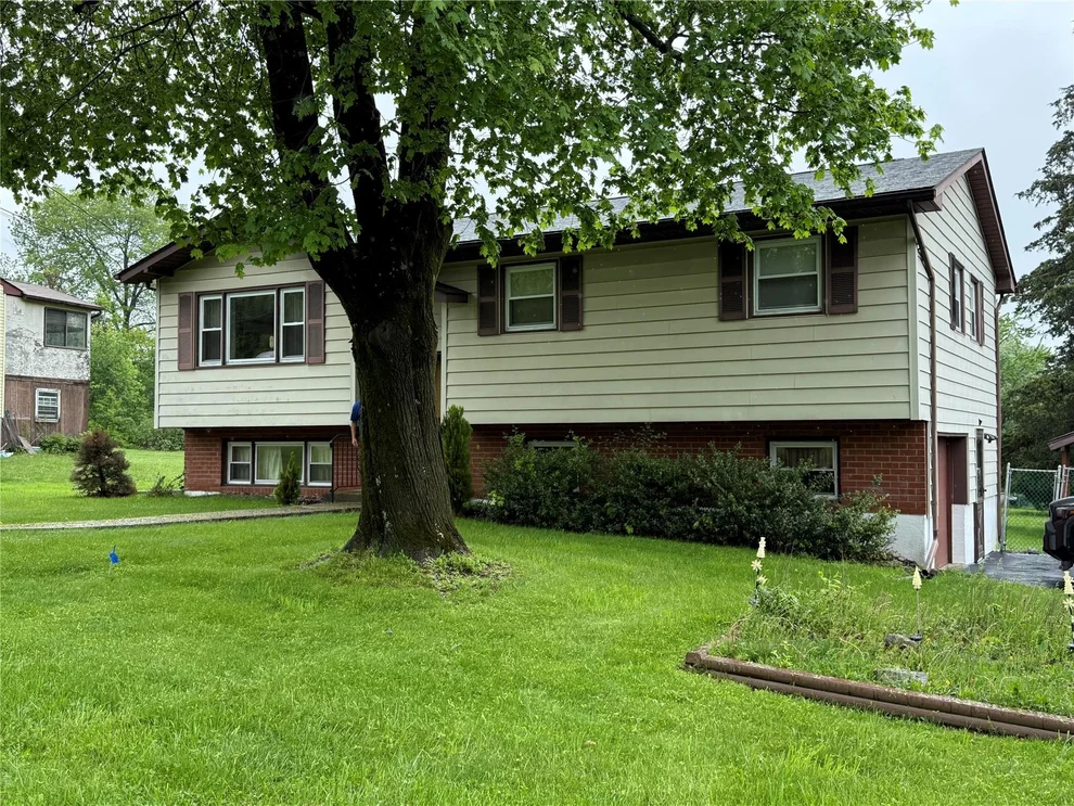 Unit for sale at 12 Derick Drive, Fishkill, NY 12524