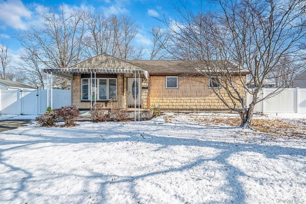 Unit for sale at 2711 Connecticut Avenue, Brookhaven, NY 11763