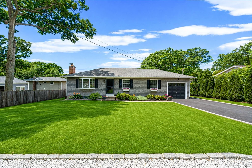 Unit for sale at 38 W 1st Street, Islip, NY 11779