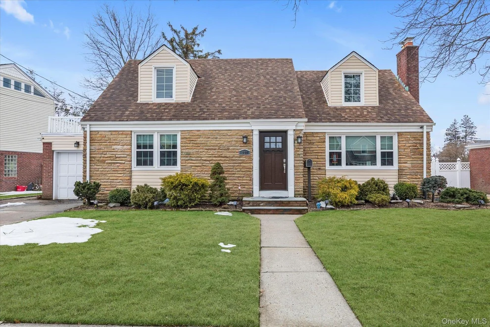 Unit for sale at 227 Concord Avenue, Hempstead, NY 11552