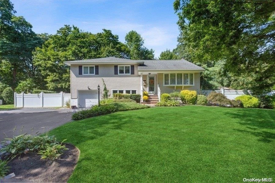 Unit for sale at 71 Old Town Lane, Huntington, NY 11743