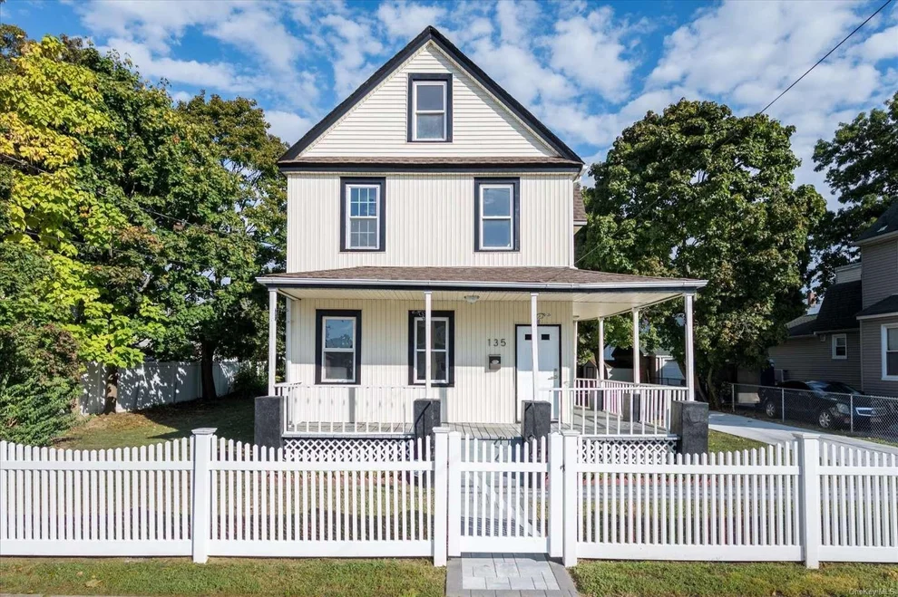Unit for sale at 135 E Dean Street, Hempstead, NY 11520