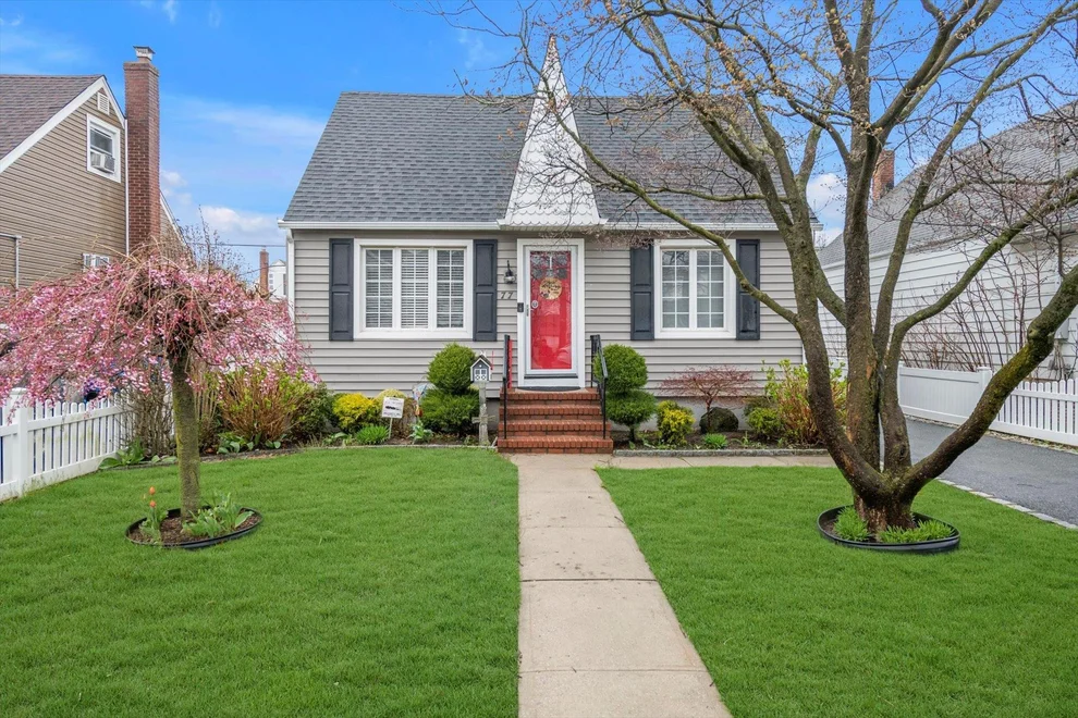 Unit for sale at 77 Landau Avenue, Hempstead, NY 11003