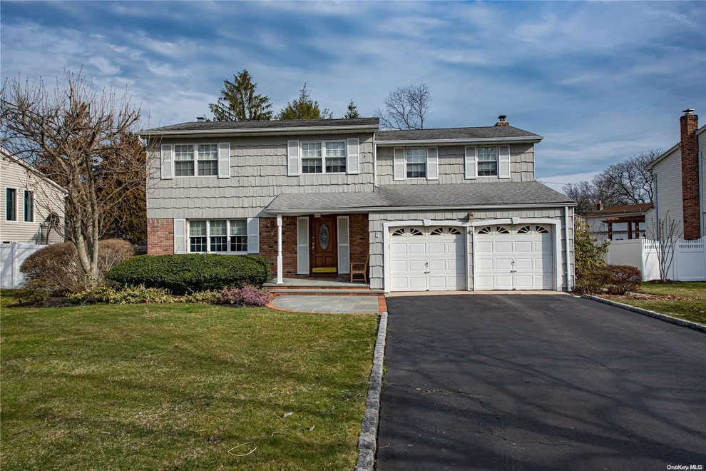 Unit for sale at 7 Sherry Lane, Smithtown, NY 11788