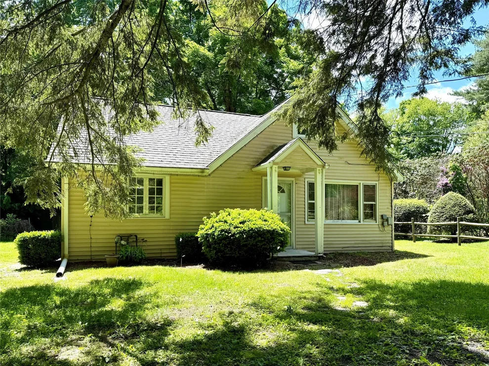 Unit for sale at 284 Titusville Road, LaGrange, NY 12603