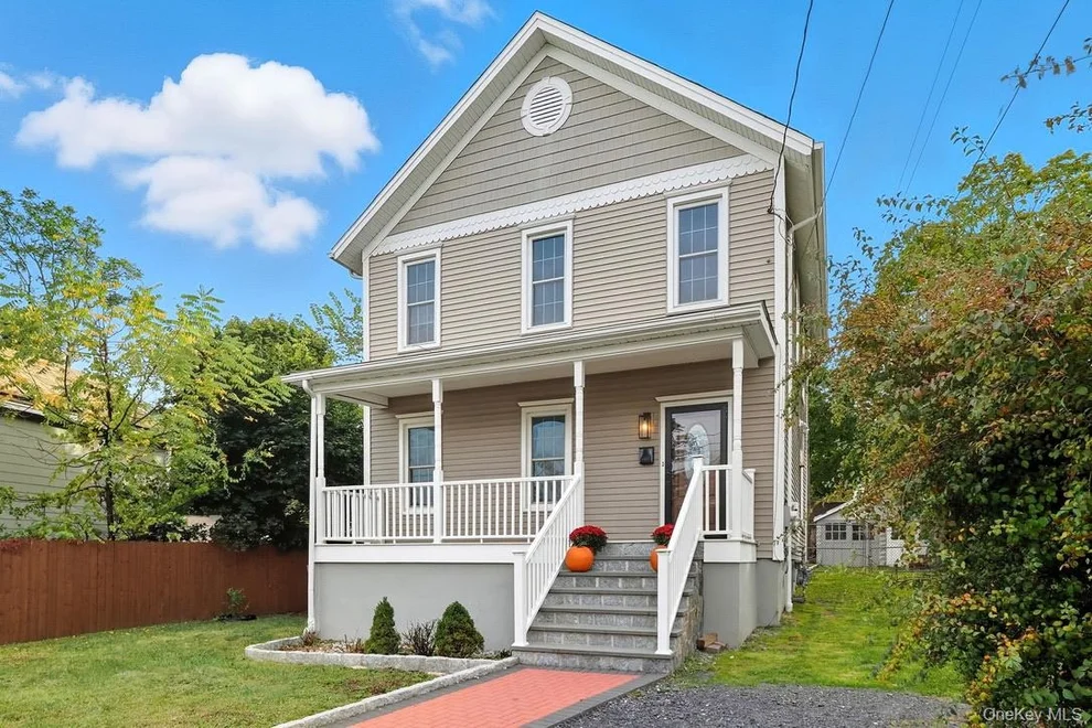 Unit for sale at 21 Cozzens Avenue, Highlands, NY 10928