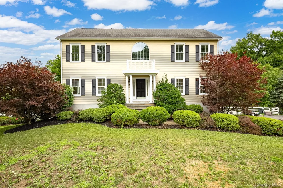 Unit for sale at 7 Fox Run, LaGrange, NY 12590