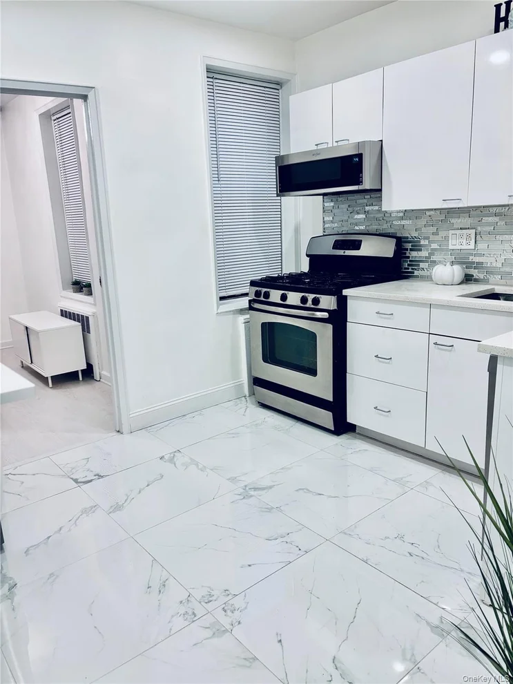 Unit for sale at 16 N Broadway, Greenburgh, NY 10601