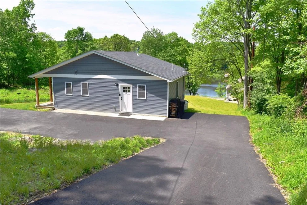 Unit for sale at 29 Lakeside Drive, New Windsor, NY 12553