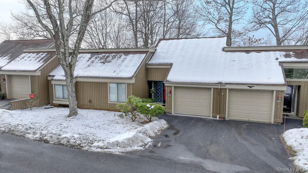Unit for sale at 537 Heritage Hills, Somers, NY 10589