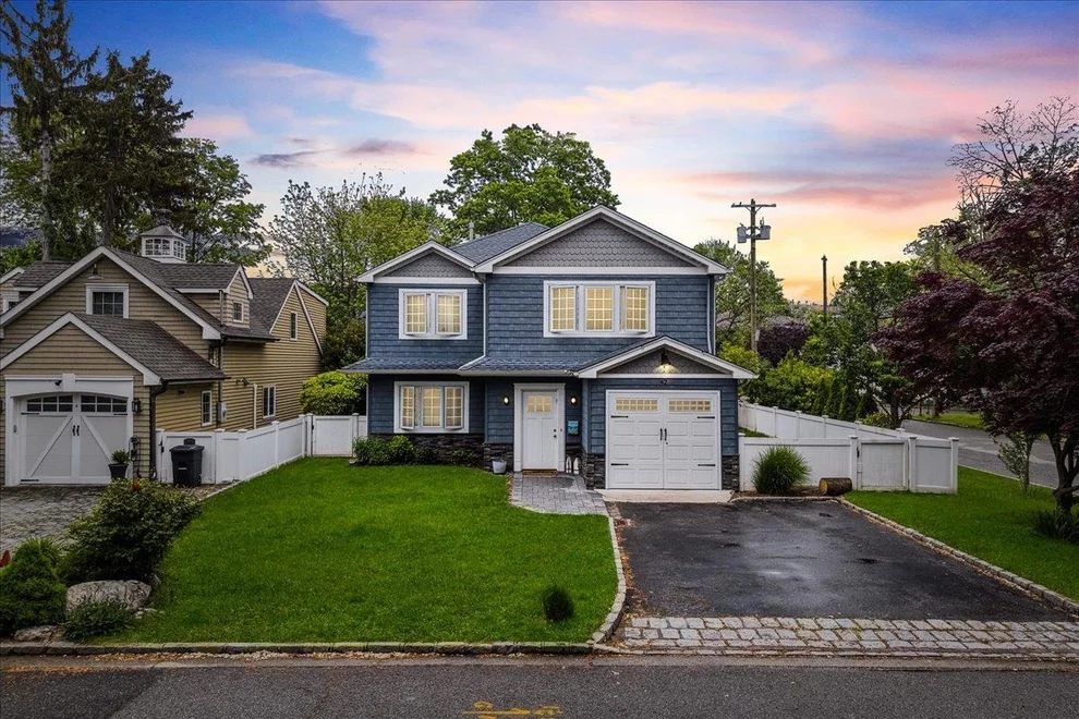 Unit for sale at 42 Sagamore Hill Drive, North Hempstead, NY 11050