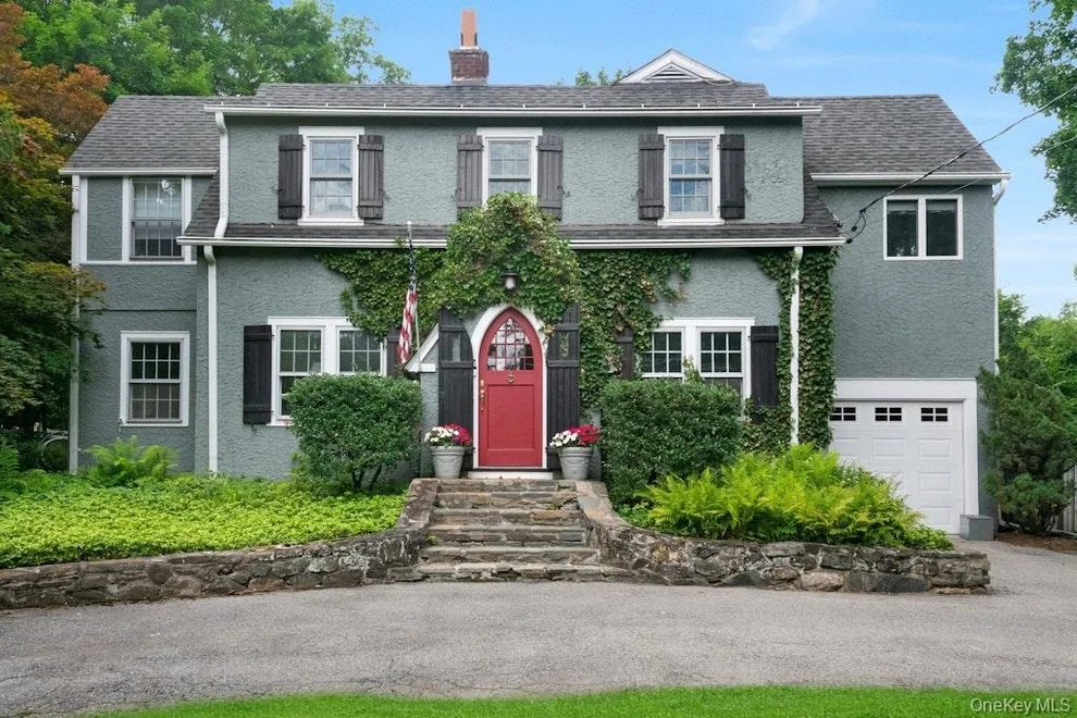 Unit for sale at 312 Quaker Road, New Castle, NY 10514
