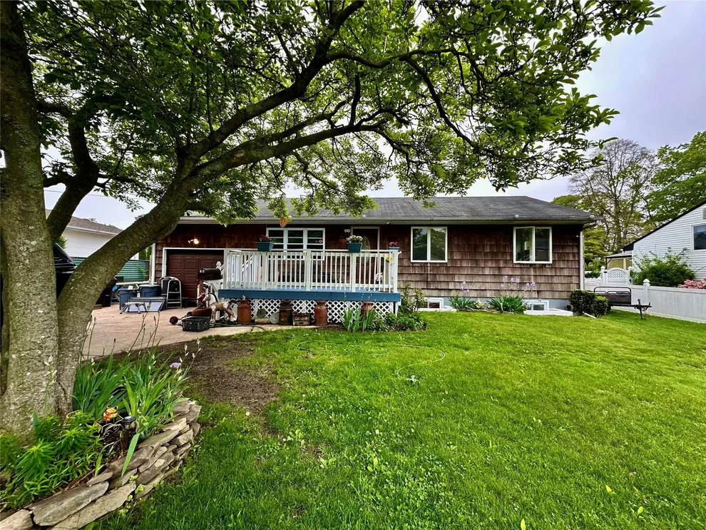 Unit for sale at 60 Danbury Street, Islip, NY 11706