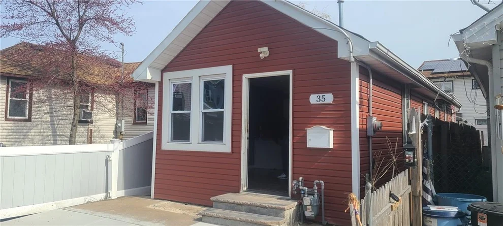 Unit for sale at 35 MILBANK Road, New York, NY 10306