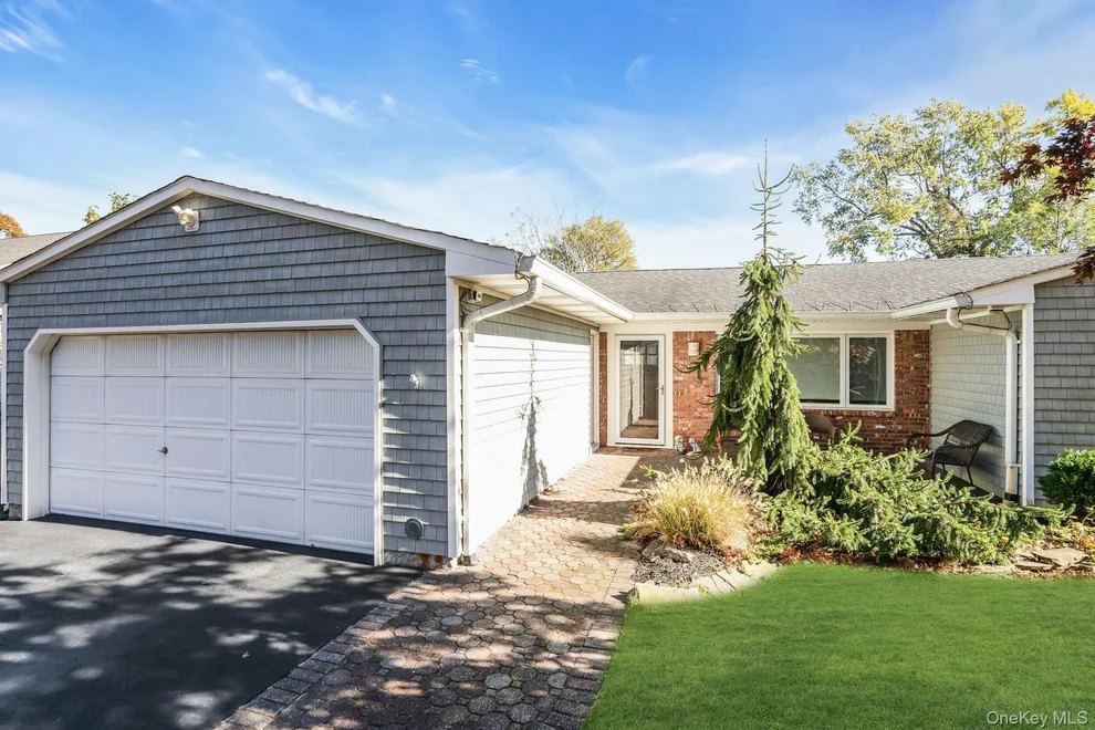 Unit for sale at 15 Empire Court, Smithtown, NY 11725